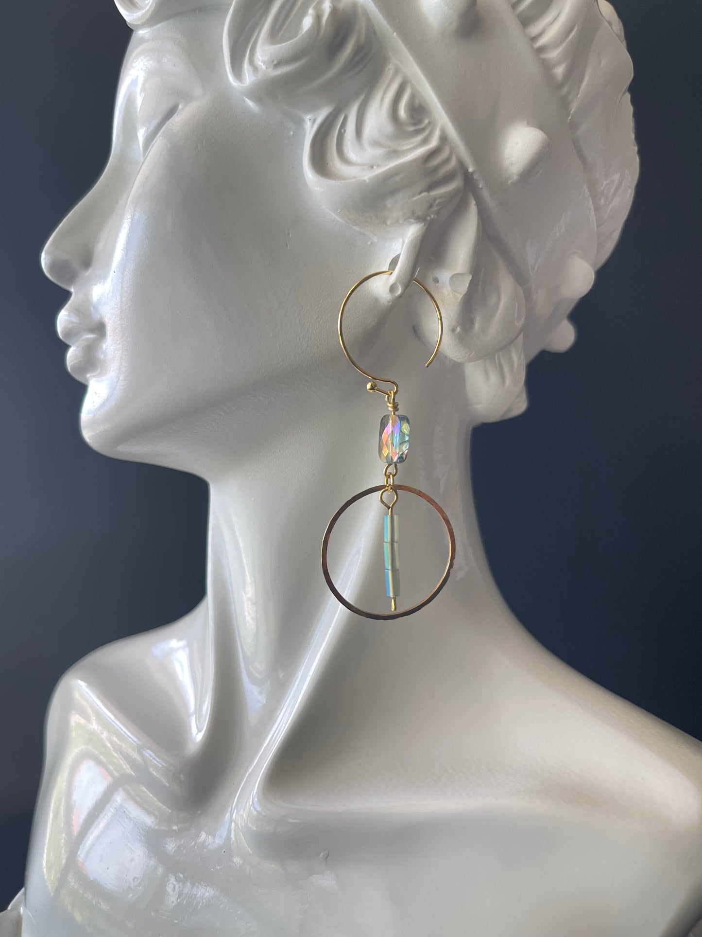 Dangle Earrings in Gold color