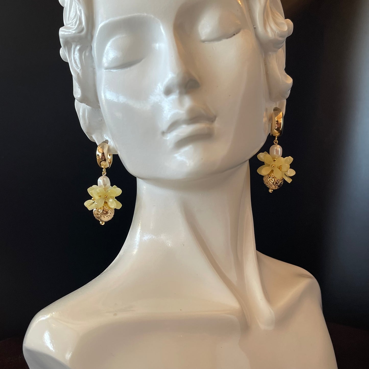 Yellow Flower Beads Earrings in Gold