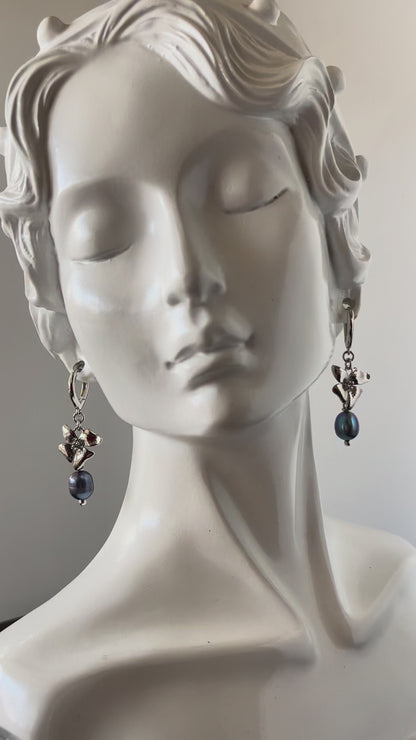 Platinum Color Floral Shape Earrings with Black Fresh Water Pearl Accent